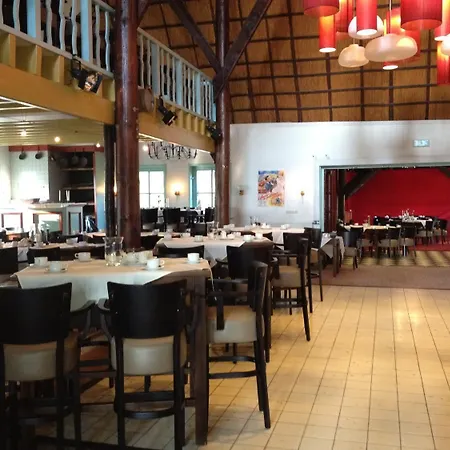 Restaurant Landgoed Ekenstein מלון